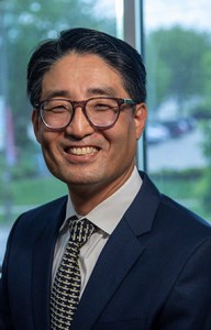Photo of Dr. Hong Chon