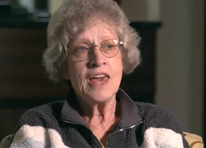 an older female patient recounting her personal experience at Specialized Endodontic Solutions